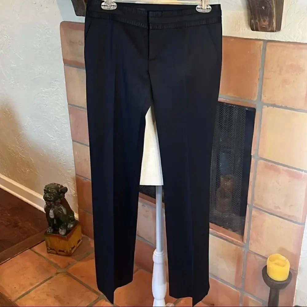 GUCCI dress pants, size 38 IT/2 US!